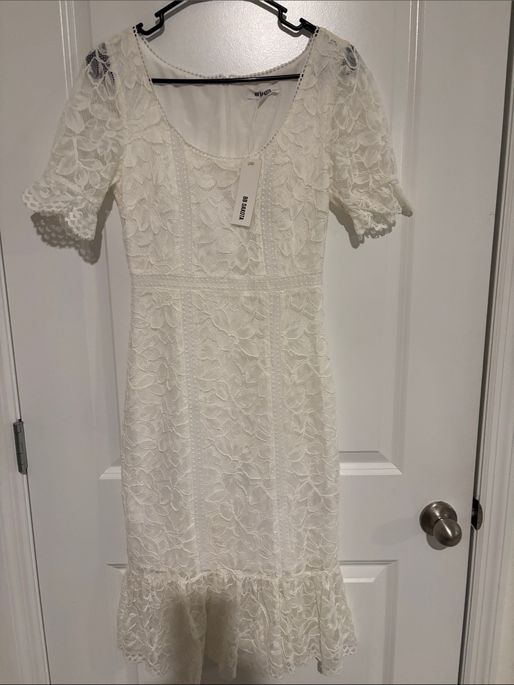 BB Dakota Ivory Floral Lace Scoop Midi Dress